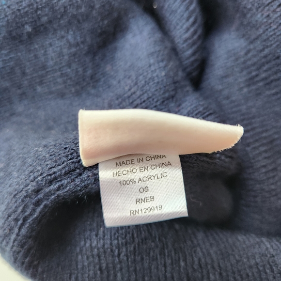 Levi's Dark Blue Knit Beanie with Red Logo - Picture 6 of 7